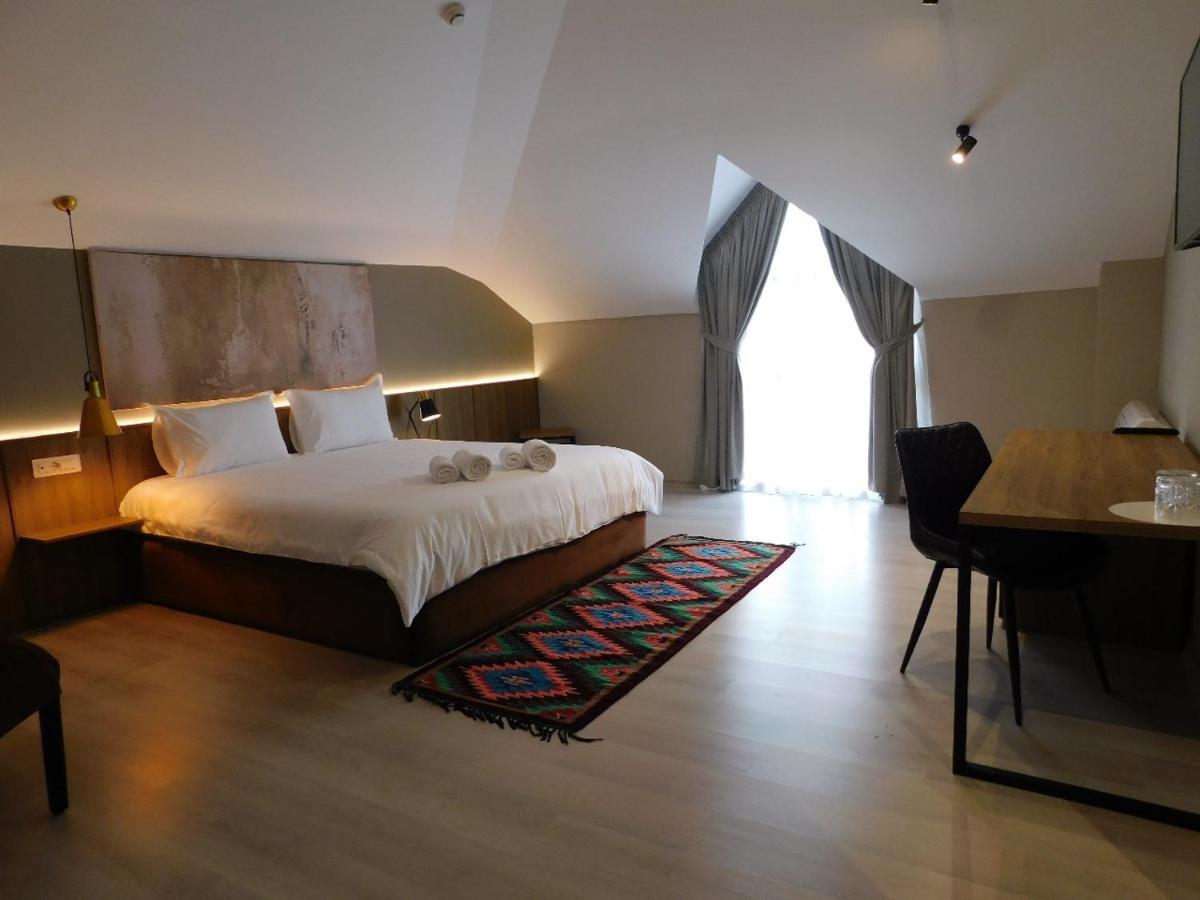 Mik Hotel