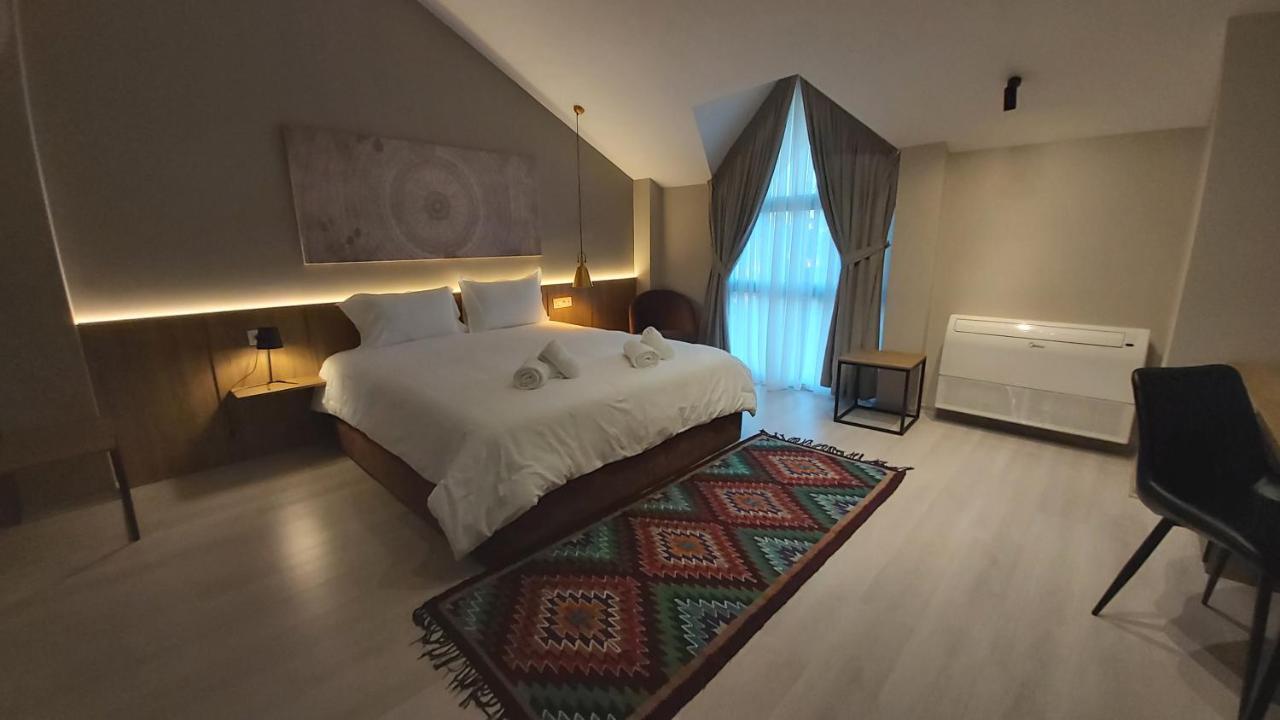 Hotel Mik *